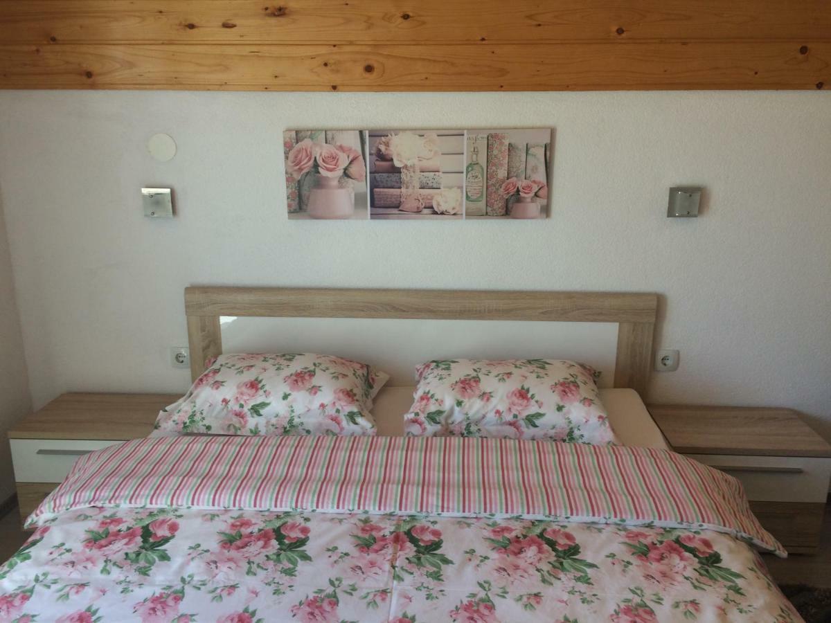 Guest House Jagoda Rakovica Exteriör bild